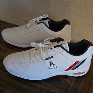 White and Black Low-Top Athletic Shoes for Court Sports